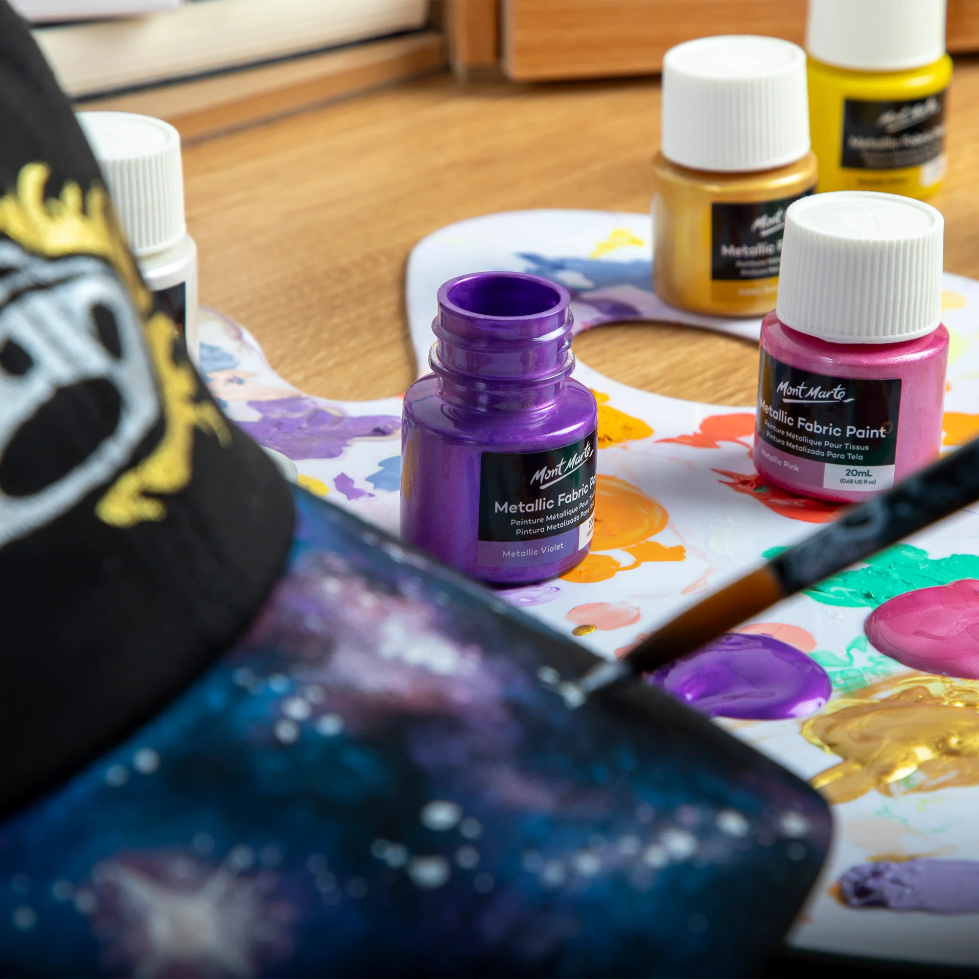 Metallic Fabric Paints Signature 8pc x 20ml - Image 6